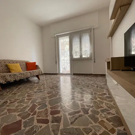 La Casa Di Antonietta Appartement Torvaianica Buitenkant foto